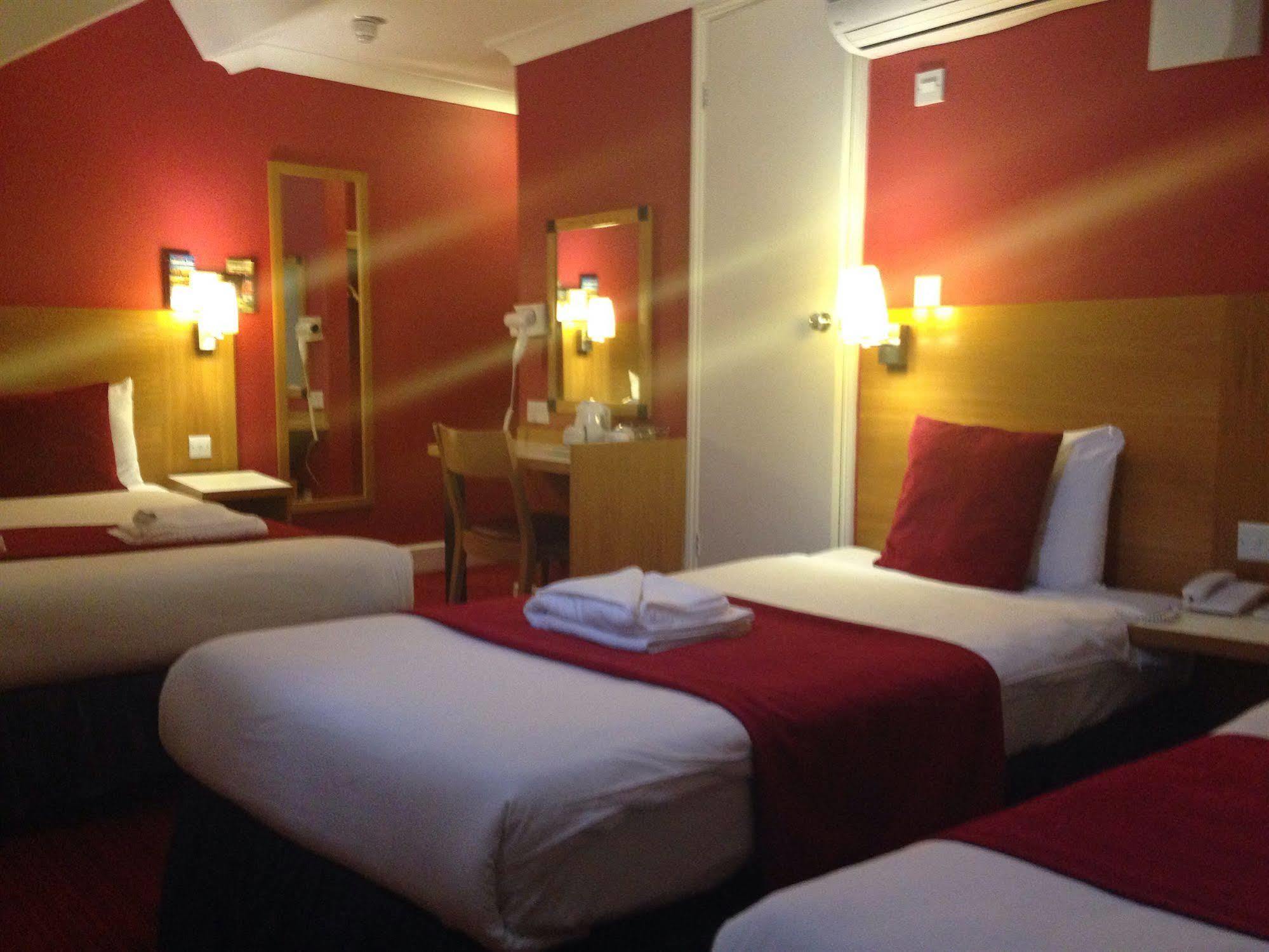 Comfort Inn London - Westminster Екстер'єр фото